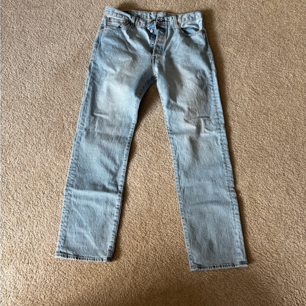 Men's Light Blue Jeans